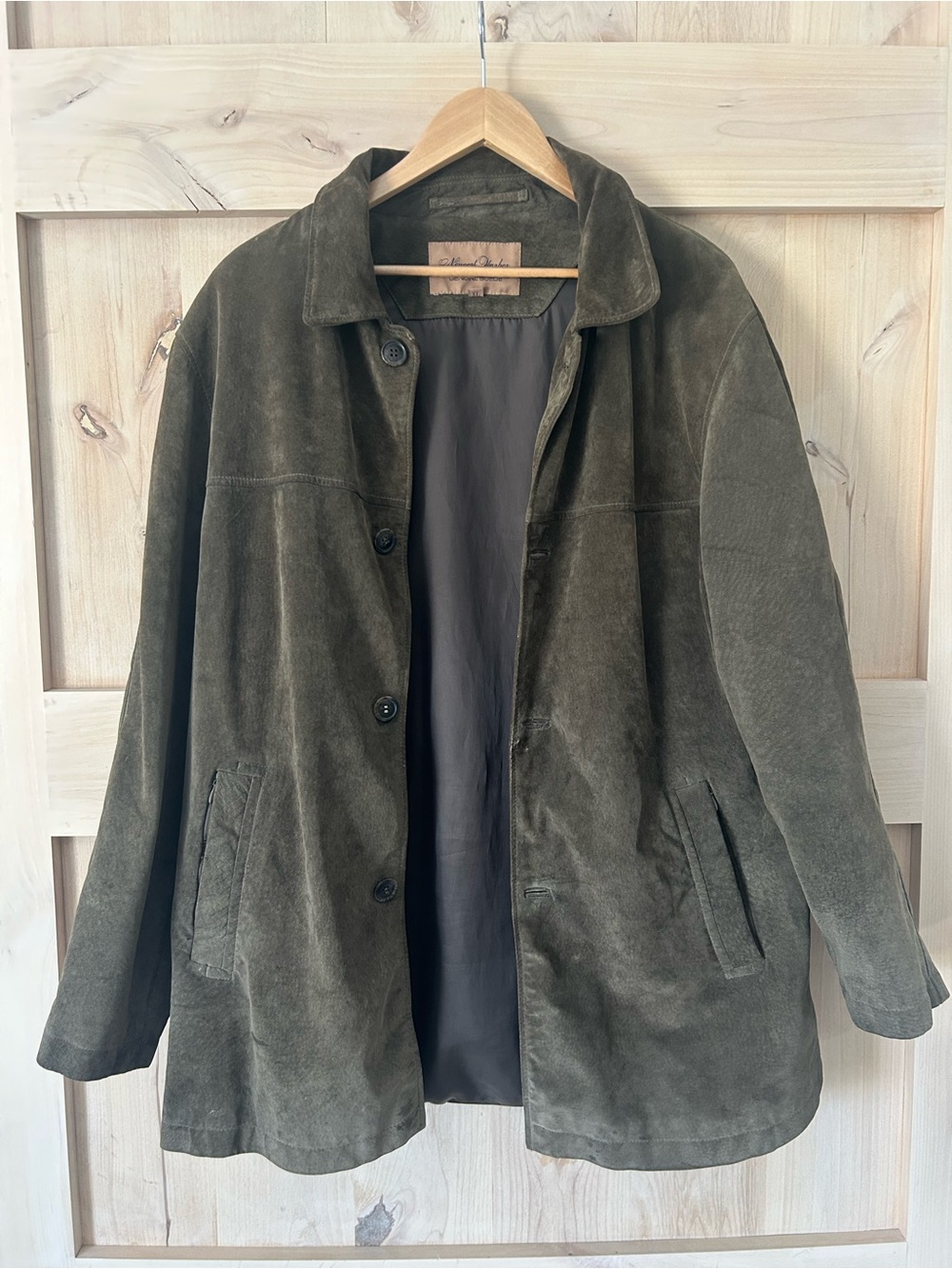 Newport Harbor VTG Men's brown Washable Genuine Suede Jacket, size XL.